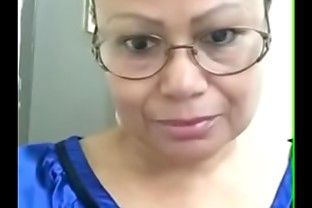 Vieja dominicana de 59 se le marca la vulva toto grande