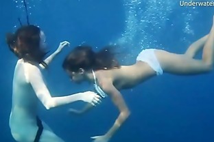 Naked girls on Tenerife having fun in the water