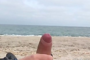 fucking on the beach,hard and nice 18 min