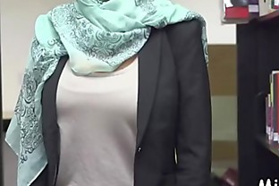 arab Small tits doing Blindfold