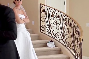 Stunning bride facialized by her Photographer