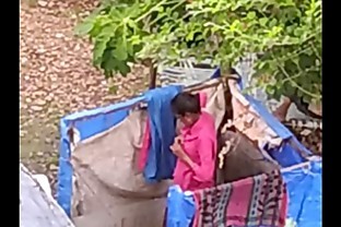 Indian girl bathing outdoor part 2 full nangi