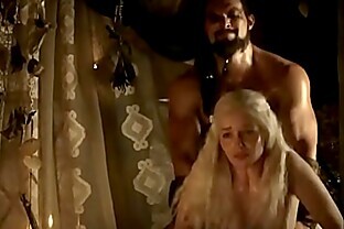 Game Of Thrones  Emilia Clarke Fucked from Behind (no music) 24 sec