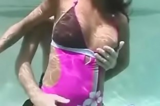 Italian in Skirt Strapon Underwater