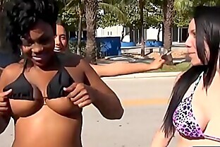 Ebony and white babes exposed their nice tits for cash 6 min
