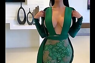 Anyone Know who is she? 37 sec