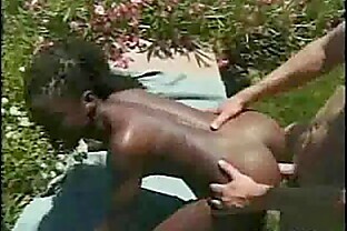 ebony fuck in garden