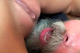 Shaved pussy Teen with Fucking machine