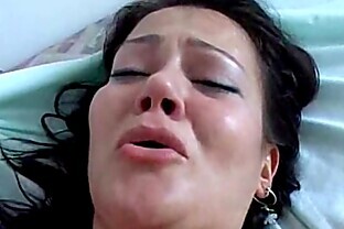 Young Mexican Girlfriend Gets Fucked Hard in Ass