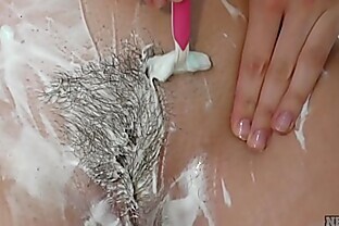 22yo blonde lucia shaving her hairy pussy then glass dildo shower masturbate