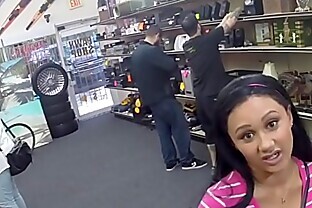 Amateur pawnshop latina fucked on desk