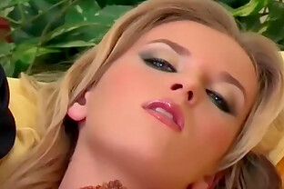 Blonde with a great body strips and plays