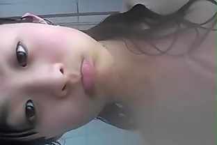 お風呂でくぱぁしてくれる女子○生 - BlumpkinTube.com 