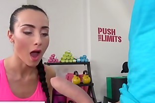 Fitness Rooms Sexy sweaty young gym girl with abs pov blowjob and fucking