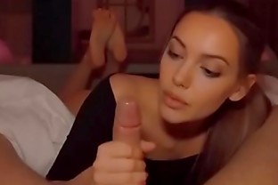 Colombia in Upskirt doing Pain