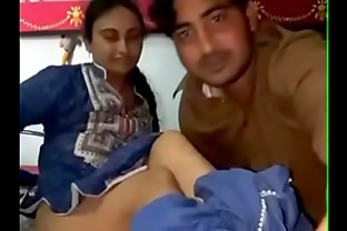 Pathan Wife Fucker Deeply in Room
