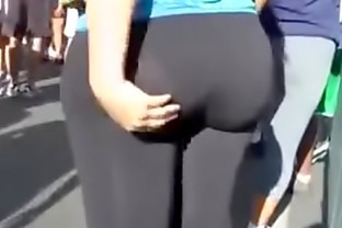 Candid booty spandex